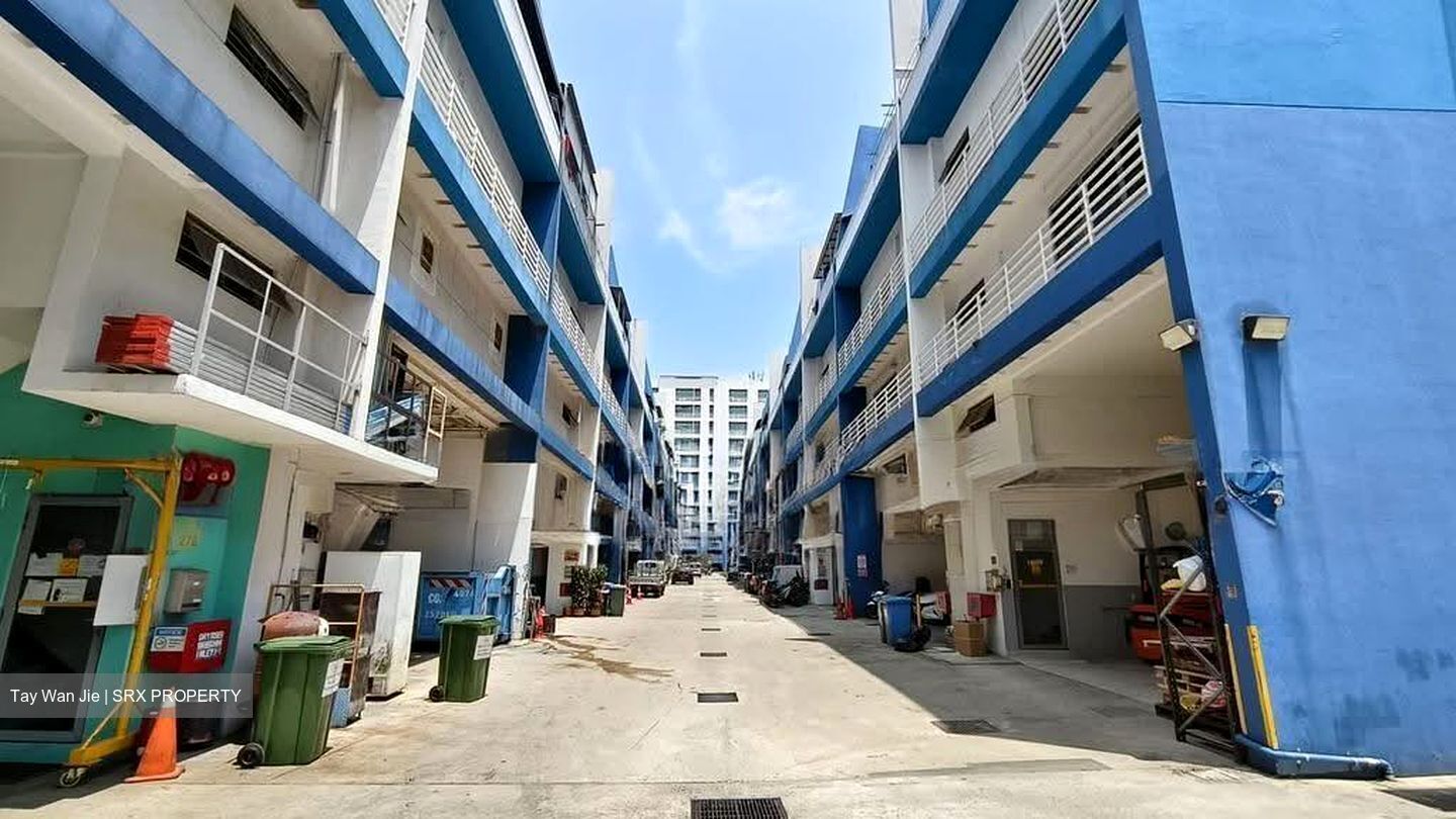 Woodlands Bizhub (D27), Factory #628758671